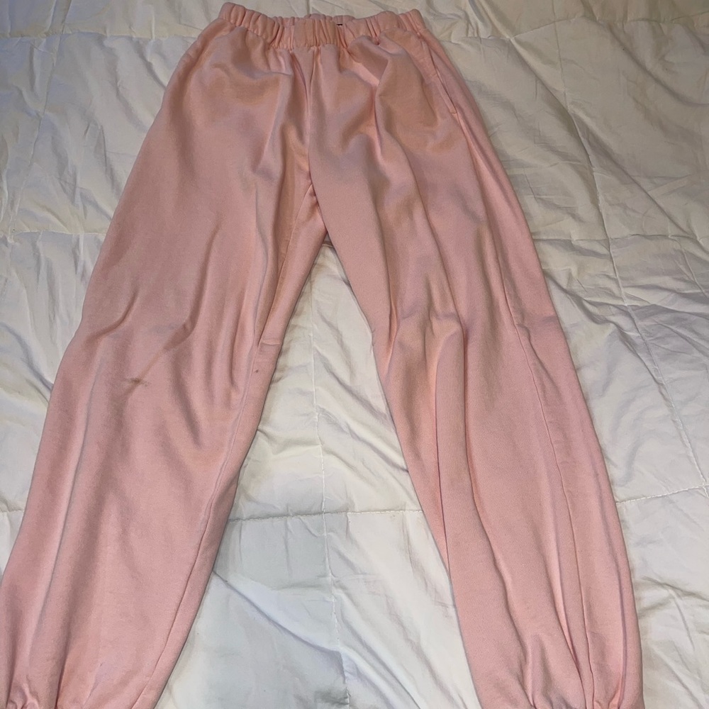 Baby pink Brandy Melville sweatpants 💗